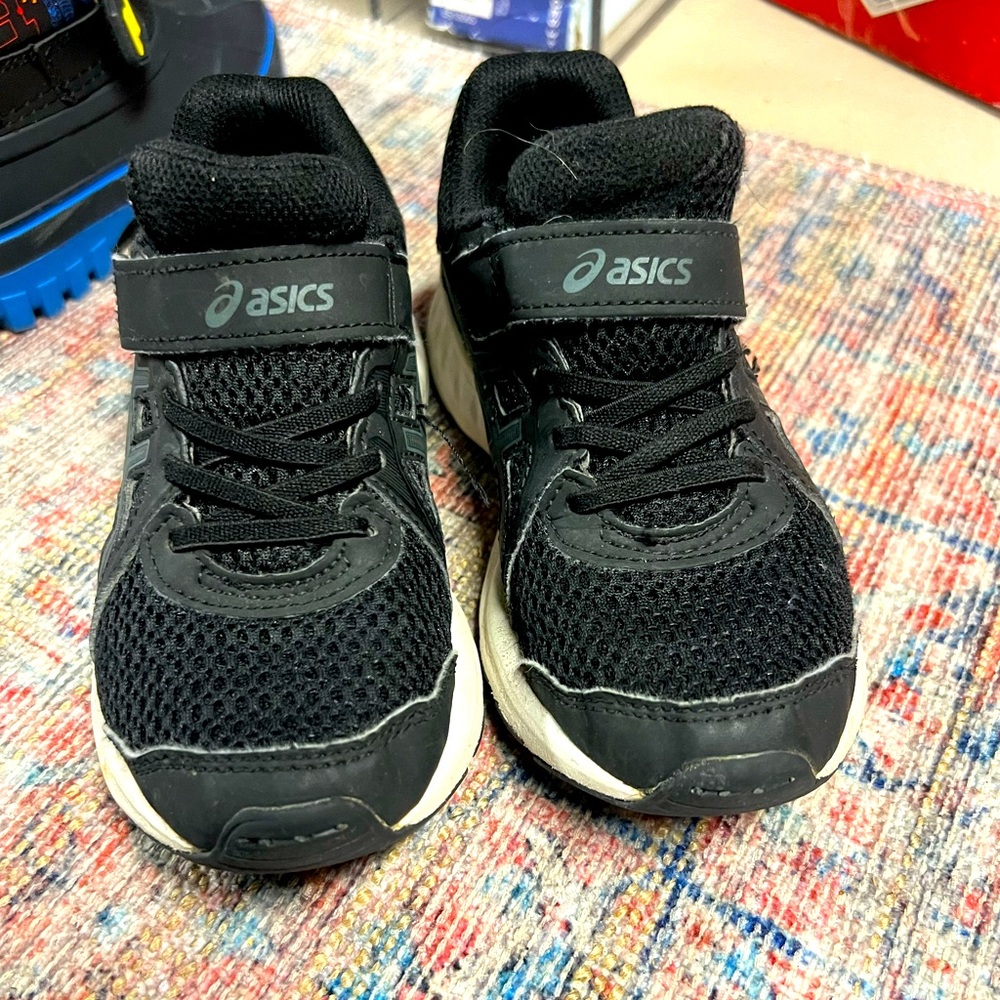 Kids ASICS sneakers, size 13